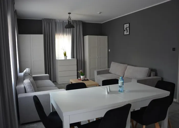 Fma & Bike アパート シクラルスカ・ポレンバ